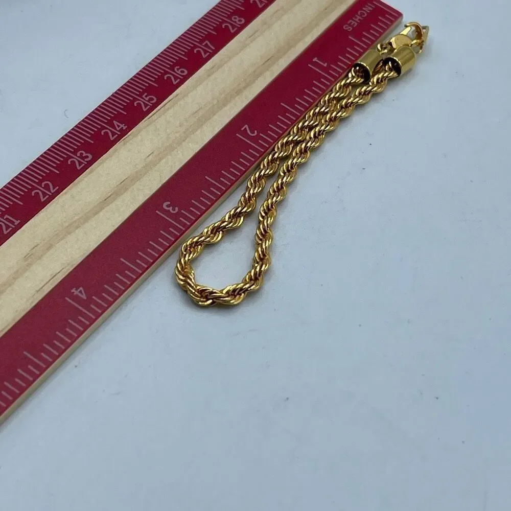 Vintage twisted rope chain bracelet approximately 7”. - Picture 2 of 5